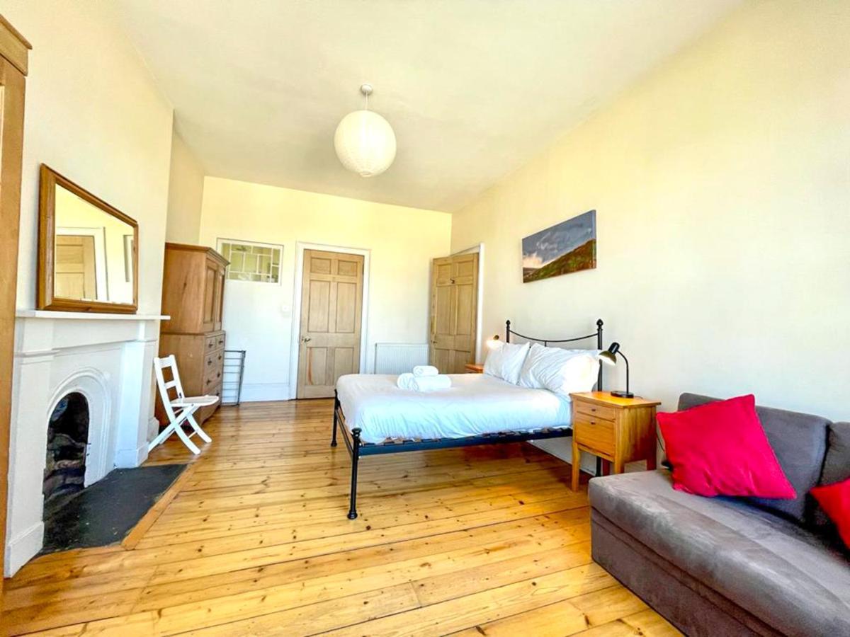 Incredible St Andrew'S Sq - 2 Bed In The Skyアパートメント エクステリア 写真