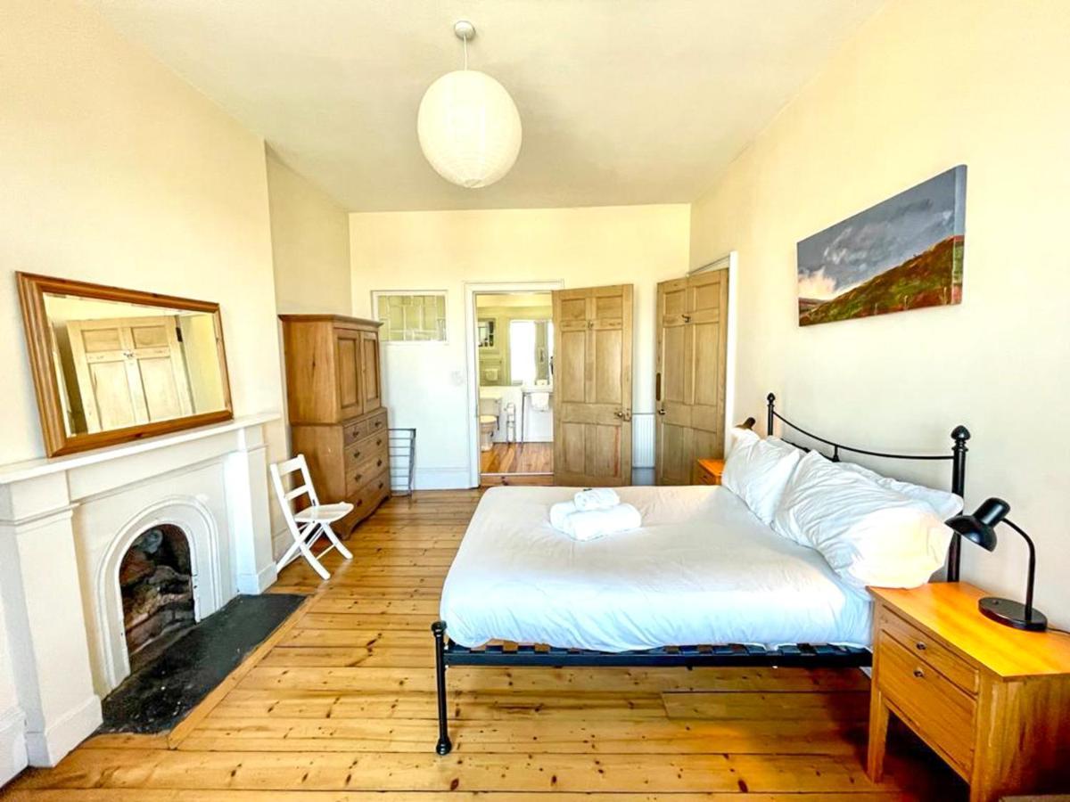 Incredible St Andrew'S Sq - 2 Bed In The Skyアパートメント エクステリア 写真