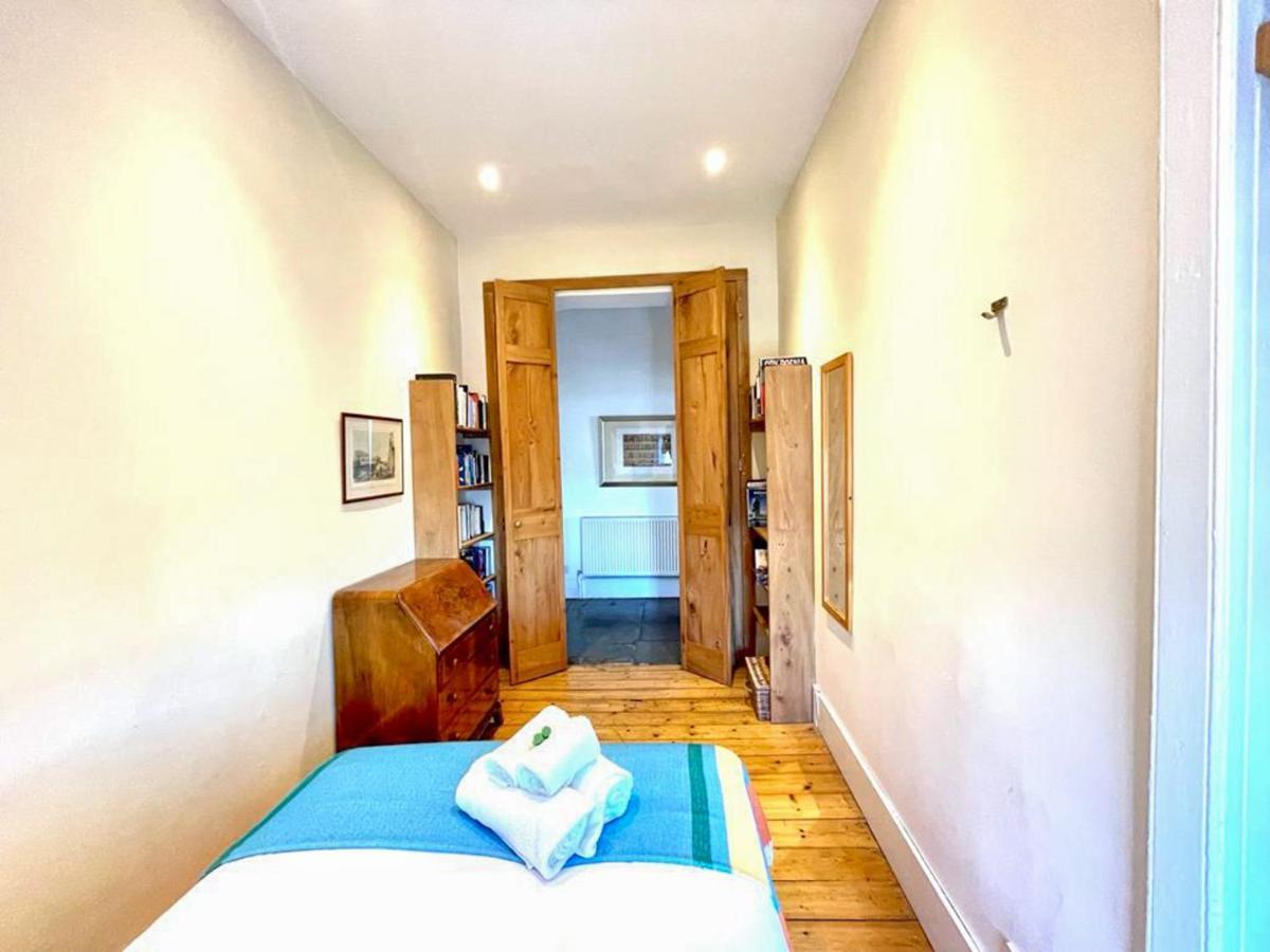 Incredible St Andrew'S Sq - 2 Bed In The Skyアパートメント エクステリア 写真